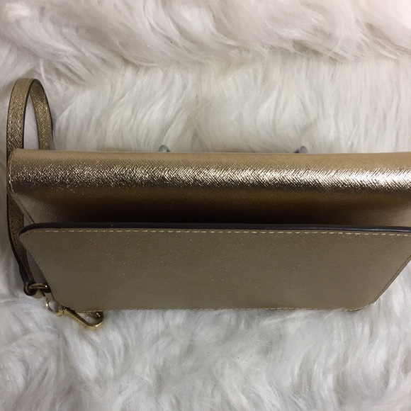 🎉HOST PICK🎉Stunning Micheal Kors 2pc Wallet/Wristlet Set - Picture 12 of 13